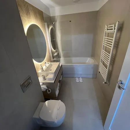 Hh Maison Appartamento Braşov