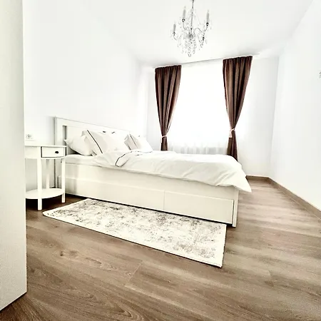 Hh Maison